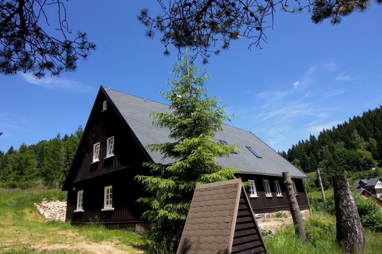 Villa Ferienhaus Anno Dazumal, wie zu Opa`s Zeiten Klingenthal Exterior foto